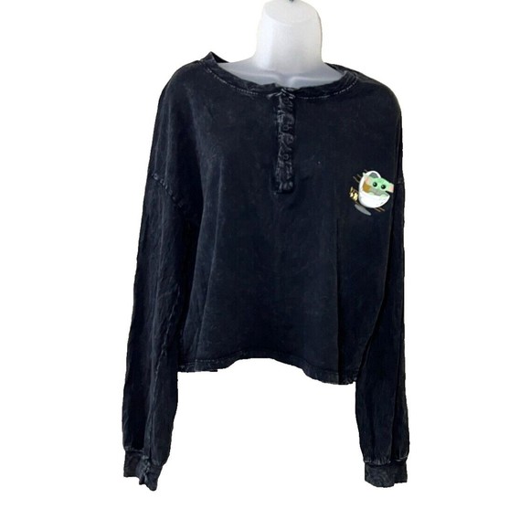 Mad Engine Juniors Star Wars Mandalorian Baby Yoda Cropped Henley Top Size Large - Picture 1 of 8